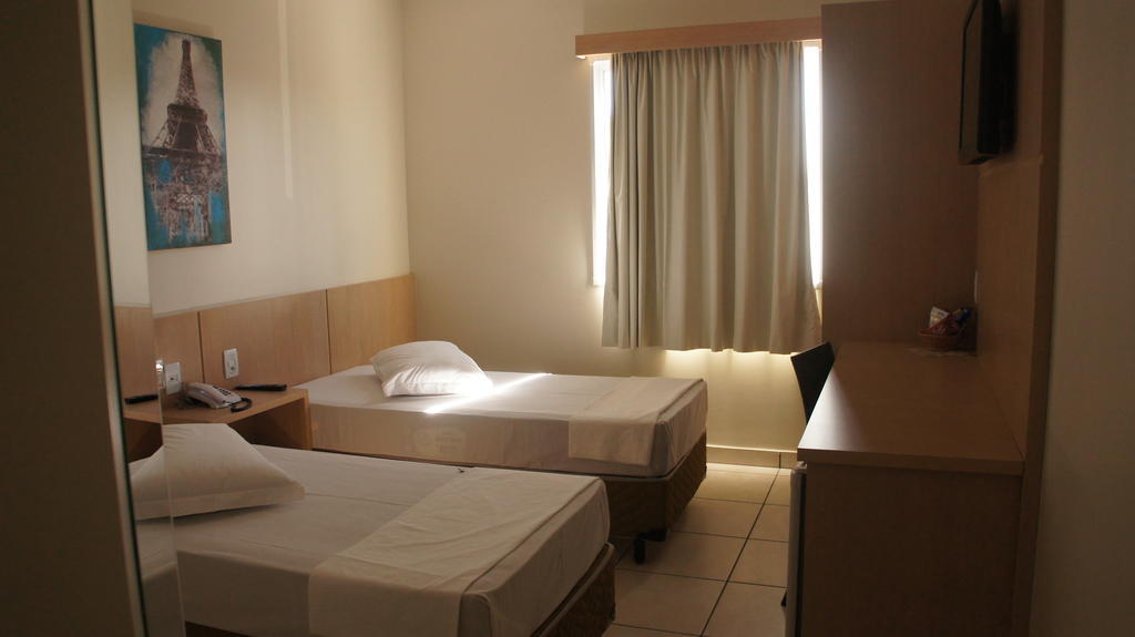 Savana Hotel Uberlândia Szoba fotó